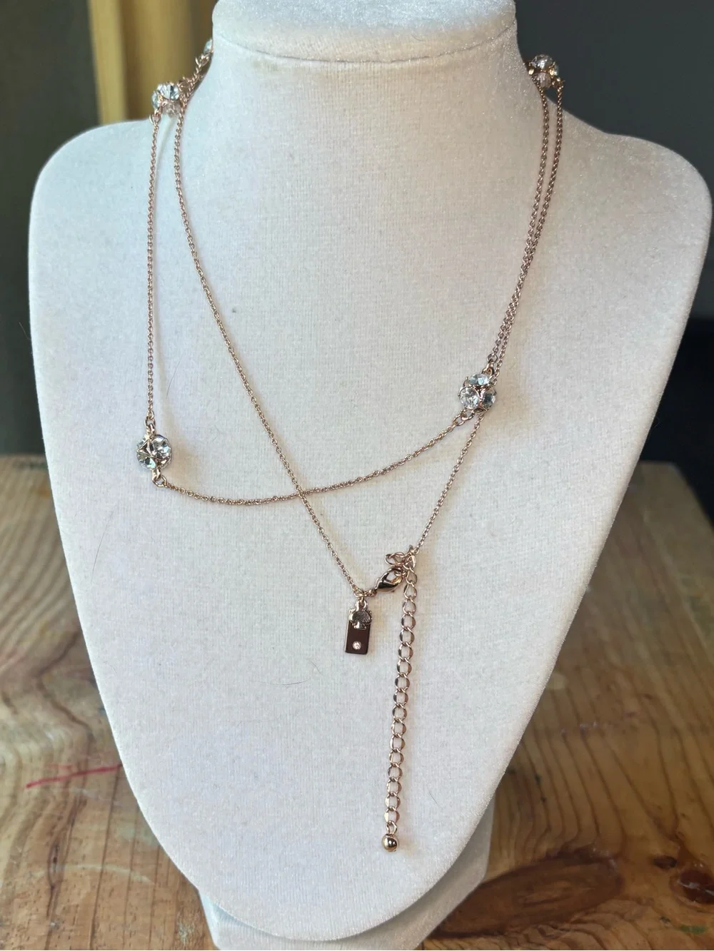 kate spade Lady Marmalade Scatter Necklace